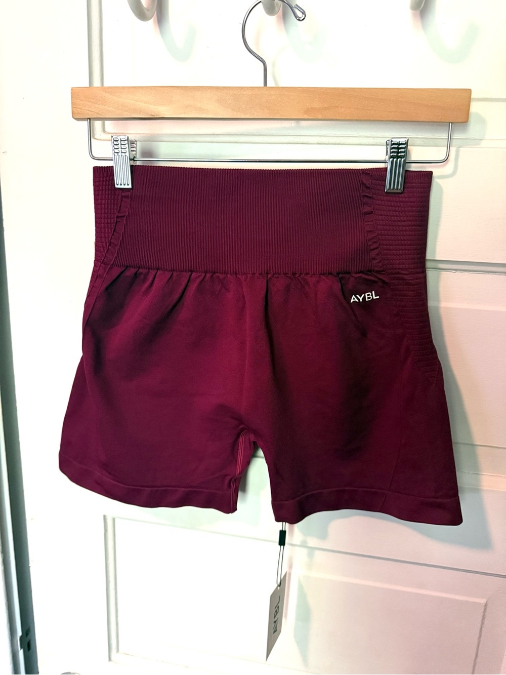 NWT AYBL Balance V2 Seamless Shorts in Purple Wine, Size XLarge